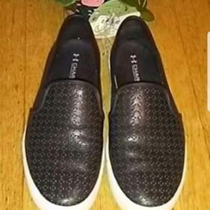 Under Armour Sneakers